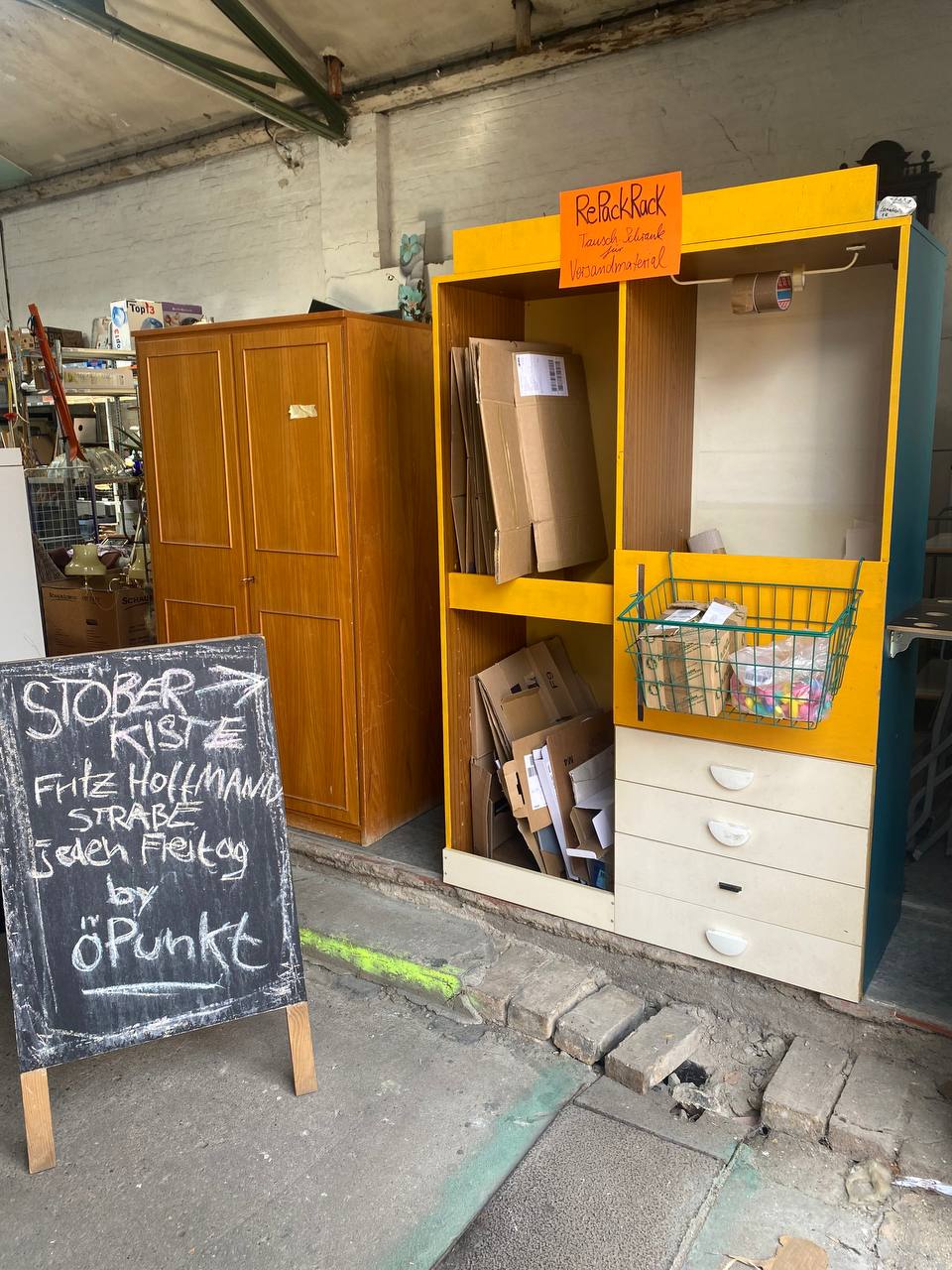 RePackRack: 1. Standort in der Stöberkiste